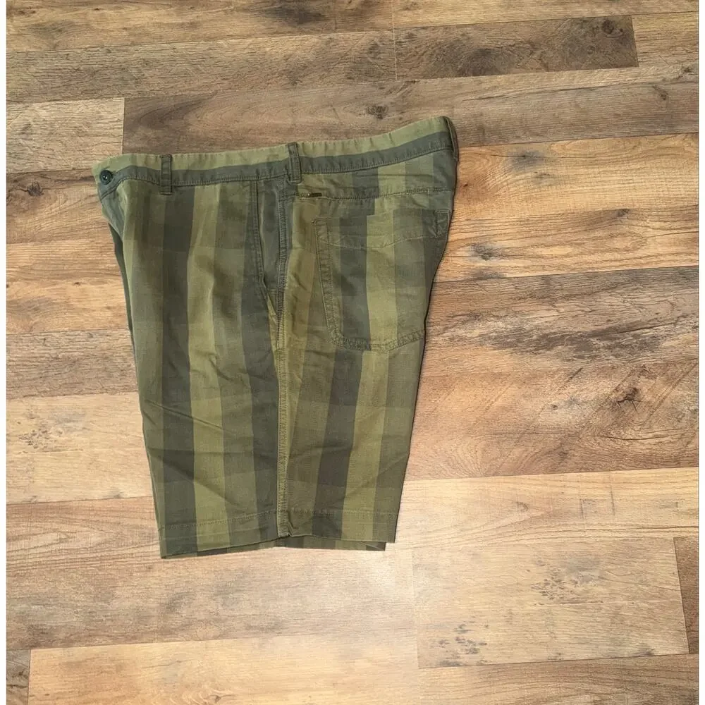 The north face men’s the narrow shorts